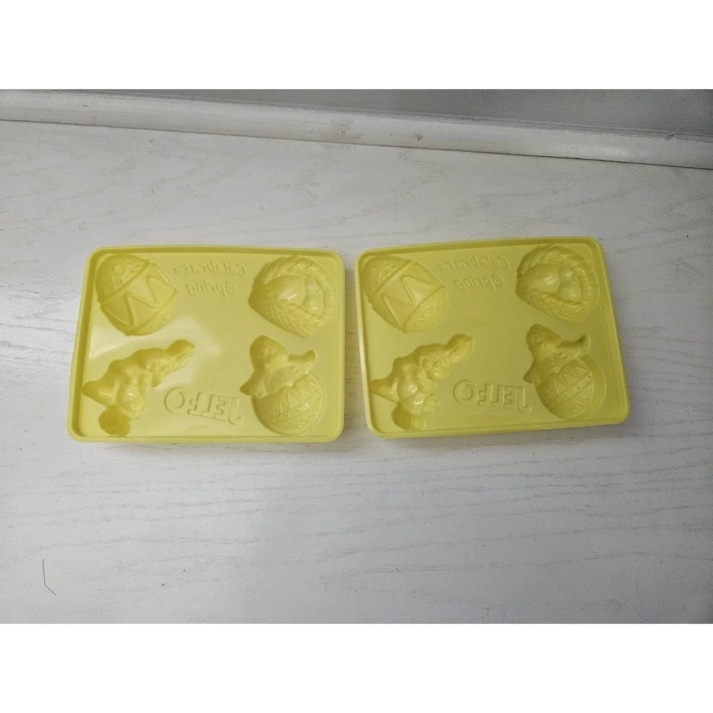 lot 2 Jello Celebrate Spring Shapes Molds Bunny Baby Chick Egg Basket designs‎